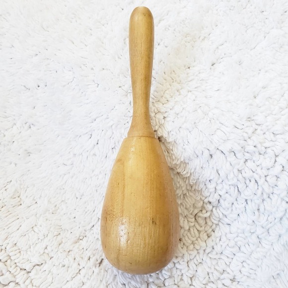 𝅺VINTAGE Solid Hard Wood Darning Egg  Measures 5 1/2" in length Old sewing tool - Picture 8 of 12